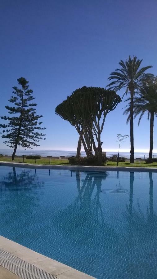 Sea Front Studio With Spacious Balcony Santa Clara Torremolinos Exterior photo